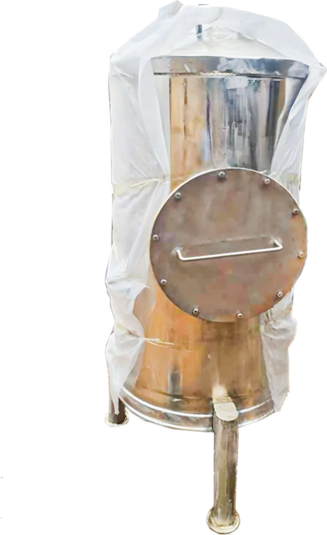 Vertical stainless steel distillation kettle with circular bolted hatch